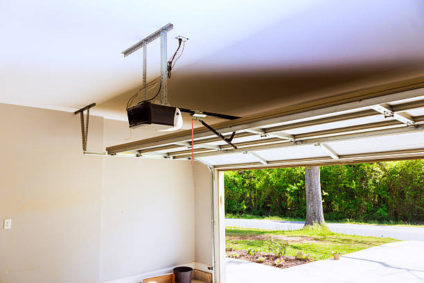 Top rated local Garage Door Installation specialists in Godfrey, IL